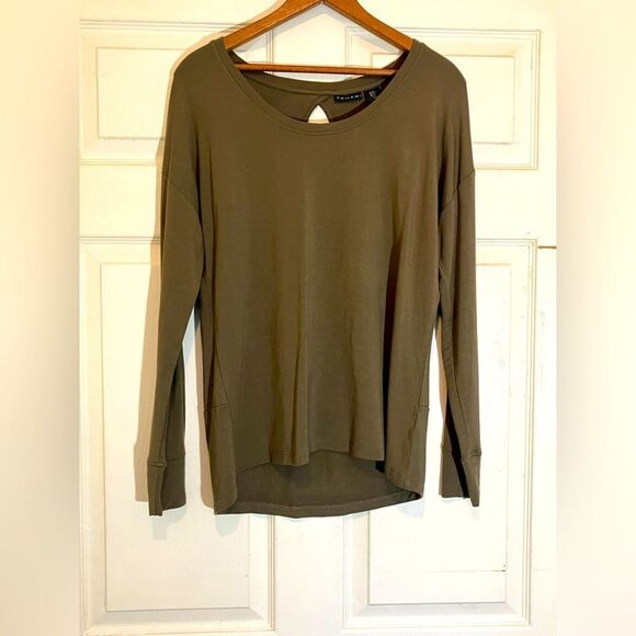 Tahari Tops - Tahari lightweight sweatshirt, long sleeve, olive green, great condition, medium